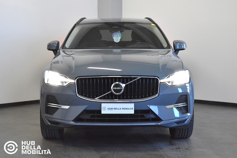 VOLVO XC60 B4 (d) AWD Geartronic Momentum N1